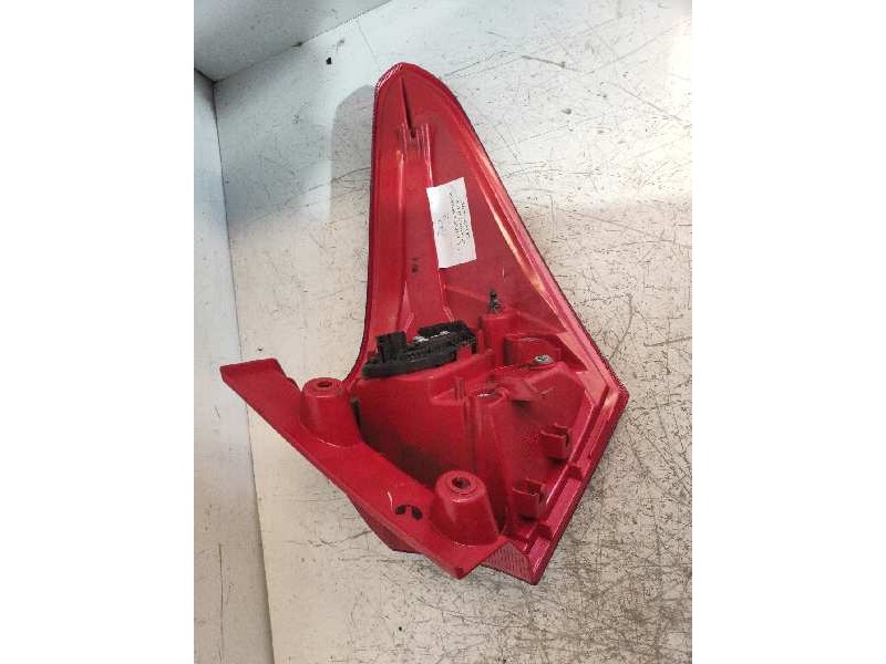 Recambio de piloto trasero izquierdo para toyota auris touring sports (e18) 1.8 16v cat (híbrido) referencia OEM IAM   