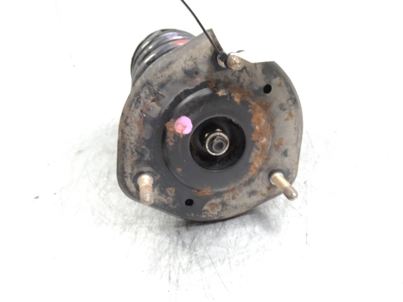 Recambio de amortiguador delantero derecho para lexus is200 (gxe10) 2.0 cat referencia OEM IAM   