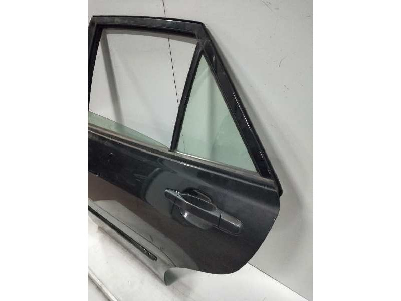 Recambio de puerta trasera izquierda para lexus is200 (gxe10) 2.0 cat referencia OEM IAM   