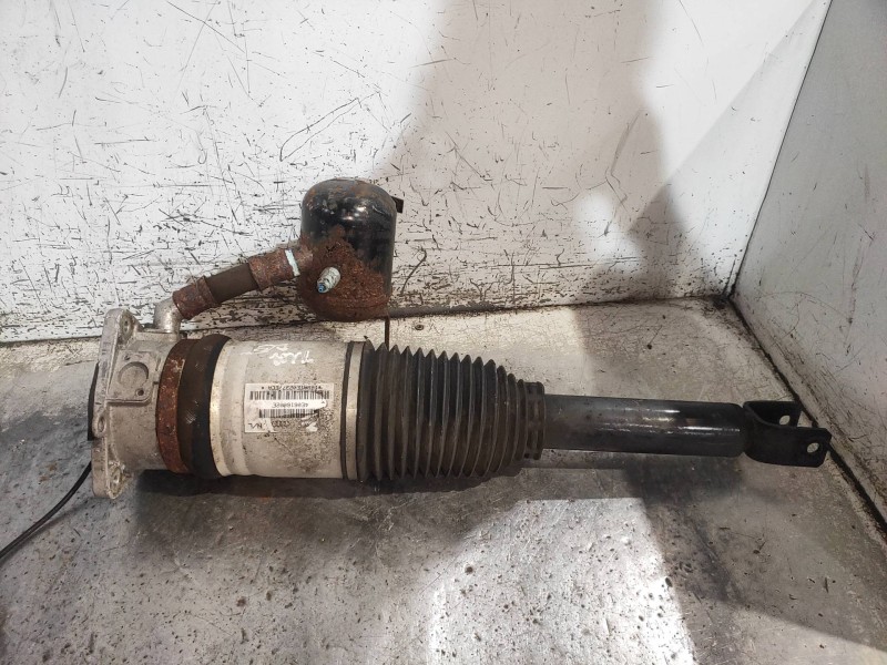 Recambio de amortiguador trasero derecho para audi a8 (4e2) 4.2 quattro referencia OEM IAM 4E0616002E  