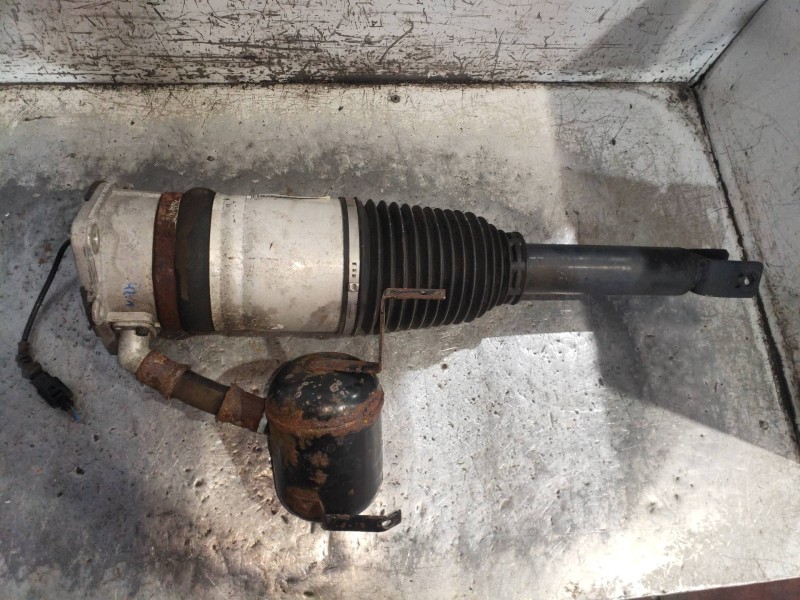 Recambio de amortiguador trasero derecho para audi a8 (4e2) 4.2 quattro referencia OEM IAM 4E0616002E  