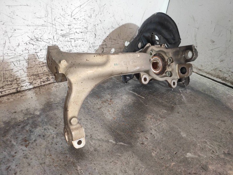 Recambio de mangueta delantera izquierda para audi a8 (4e2) 4.2 quattro referencia OEM IAM   