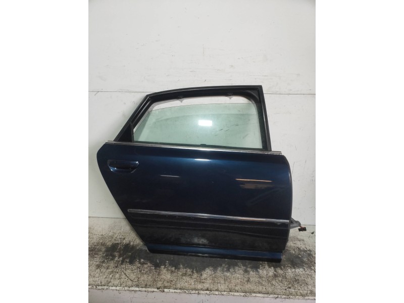 Recambio de puerta trasera derecha para audi a8 (4e2) 4.2 quattro referencia OEM IAM   