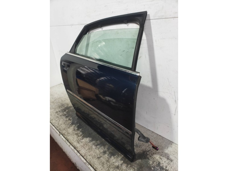 Recambio de puerta trasera derecha para audi a8 (4e2) 4.2 quattro referencia OEM IAM   