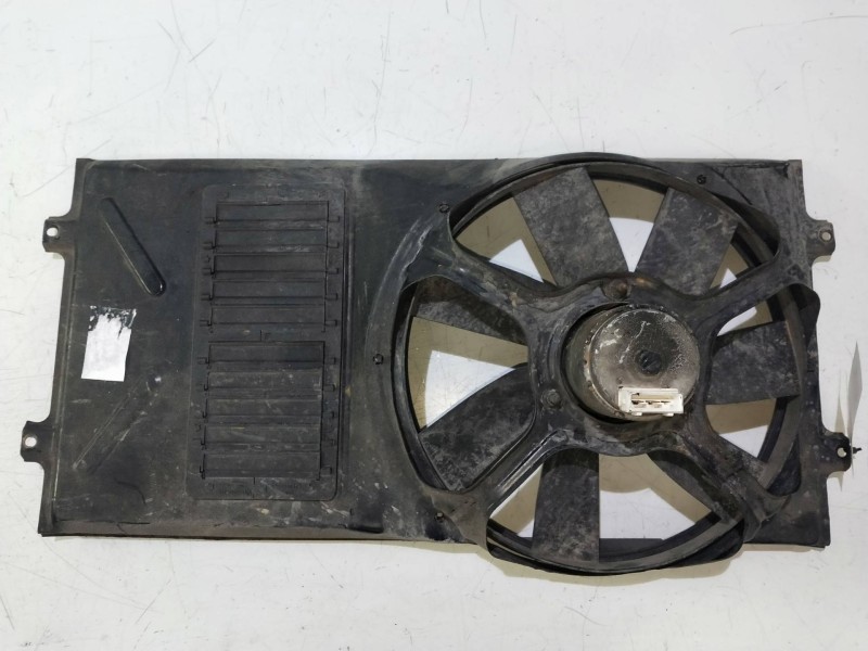 Recambio de electroventilador para volkswagen golf iii cabrio (1e7) 2.0 referencia OEM IAM 3A0959455N 881083637 
