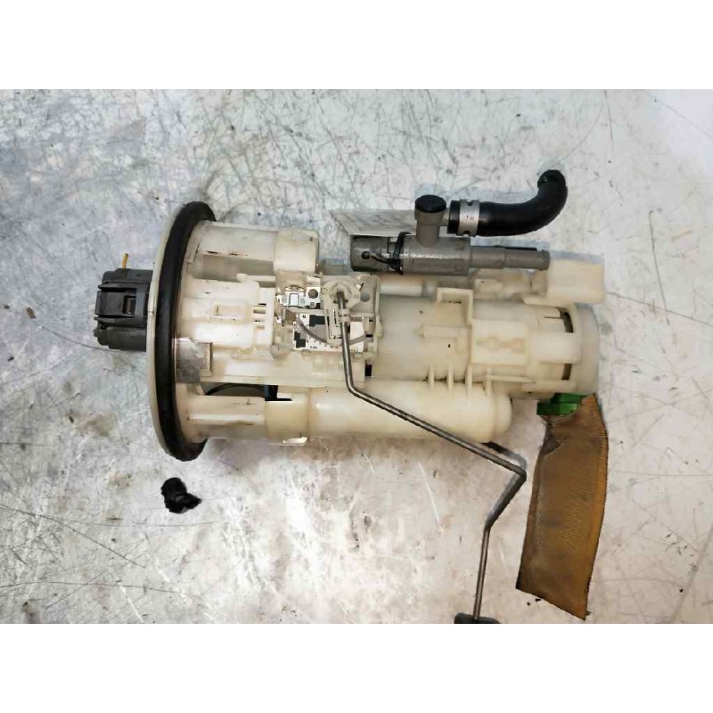 Recambio de bomba combustible para lexus is200 (gxe10) 2.0 cat referencia OEM IAM 1019616990 7702022020 DENSO AORADOR
