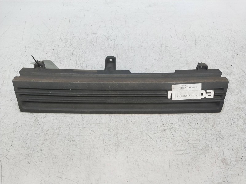 Recambio de rejilla delantera para mazda 626 berl./coupe/famil. (gd/gv) referencia OEM IAM   
