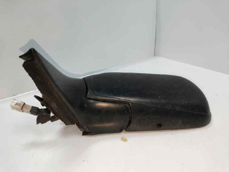 Recambio de retrovisor izquierdo para mazda 626 berl./coupe/famil. (gd/gv) referencia OEM IAM   ELECTRICO