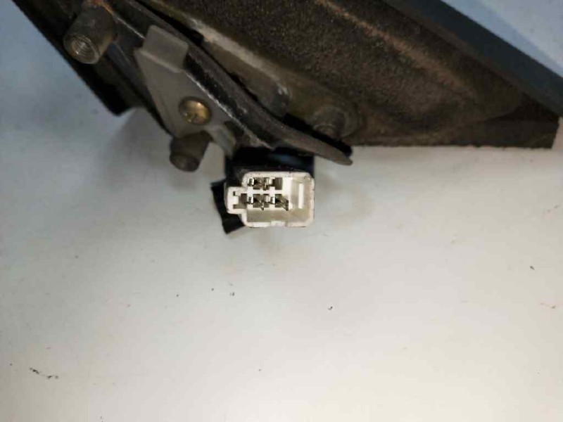 Recambio de retrovisor izquierdo para mazda 626 berl./coupe/famil. (gd/gv) referencia OEM IAM   ELECTRICO