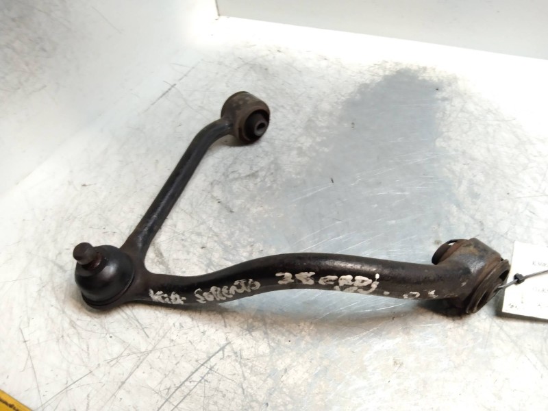 Recambio de brazo suspension inferior delantero derecho para kia sorento 2.5 crdi cat referencia OEM IAM   