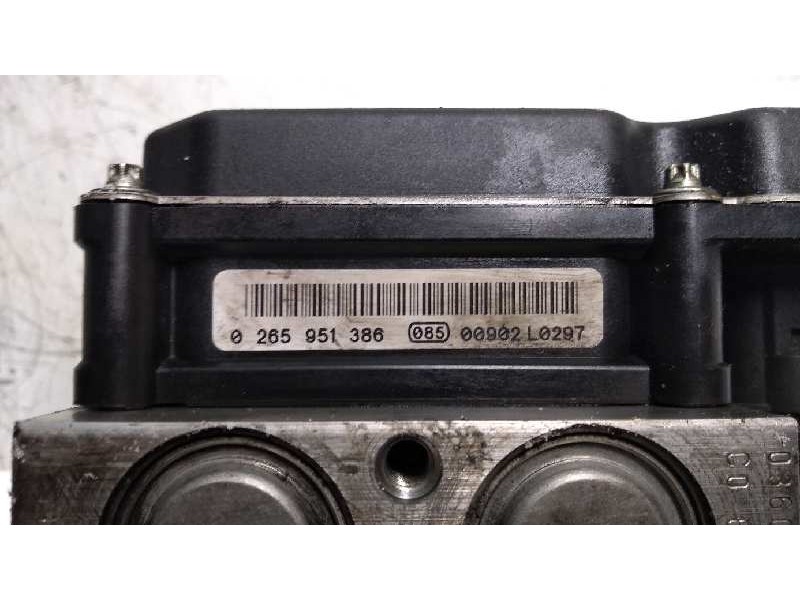 Recambio de abs para mercedes vito kombi (639) 113 cdi crew lang (639.603) referencia OEM IAM 0265251313 0265951386 A0074314412