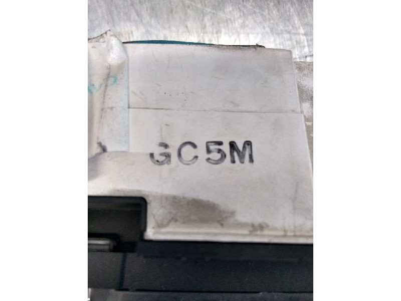 Recambio de cuadro instrumentos para mazda 626 berlina (ge) 2.0 16v cat referencia OEM IAM GC5M YNS 