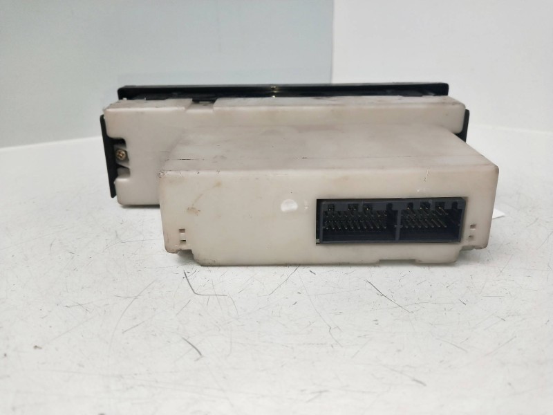 Recambio de mando calefaccion / aire acondicionado para mazda 626 berlina (gf) 2.0 limited referencia OEM IAM   