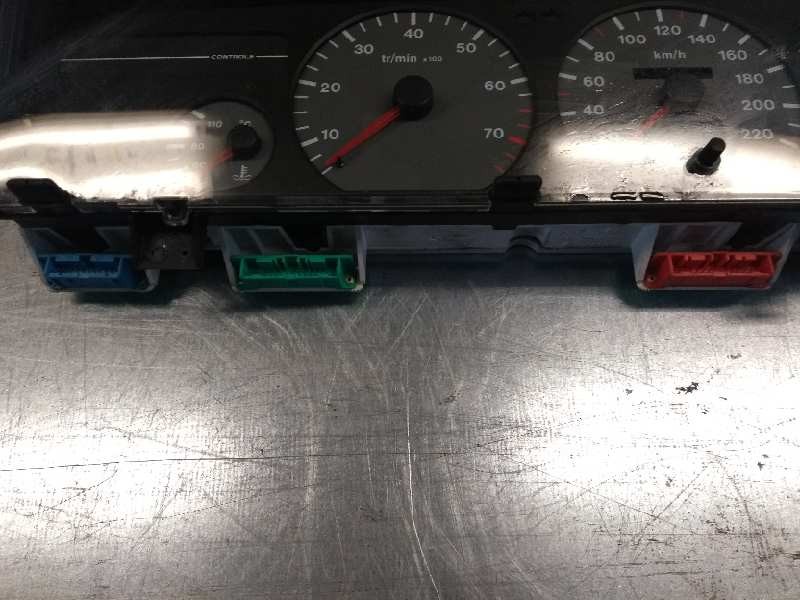 Recambio de cuadro instrumentos para citroen xantia berlina 1.6 tentation referencia OEM IAM 9624897280 216238011 