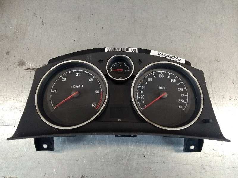 Recambio de cuadro instrumentos para opel zafira b energy referencia OEM IAM 13267567 SW7655 UX
