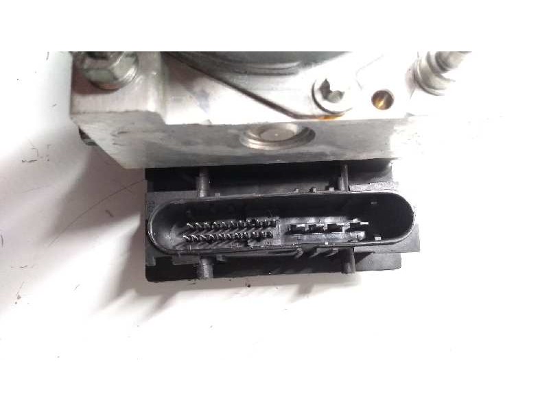 Recambio de abs para mazda bt-50 (un) 2.5 turbodiesel cat referencia OEM IAM 0265231027 0265800523 UR61437A0