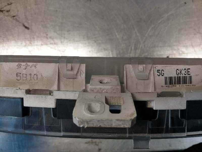 Recambio de cuadro instrumentos para mazda 6 berlina (gg) 2.0 diesel cat referencia OEM IAM GK3E 5G 5B10