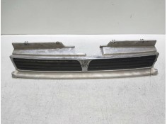 Recambio de rejilla delantera para hyundai santamo gl referencia OEM IAM   