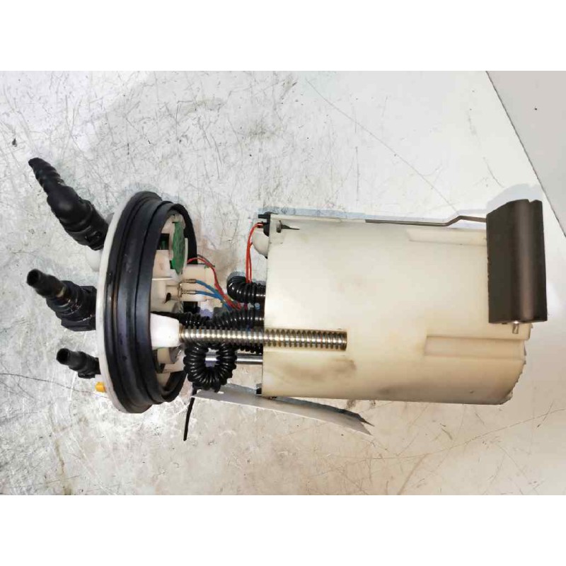 Recambio de bomba combustible para toyota avensis berlina (t25) 2.0 16v cat referencia OEM IAM 058030F001 7702005110 BOSCH AFORA