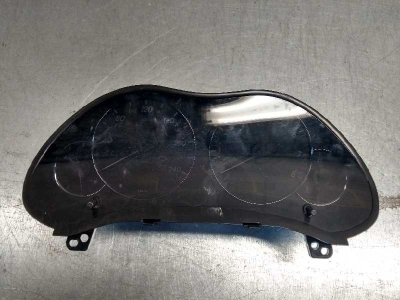 Recambio de cuadro instrumentos para toyota avensis berlina (t25) 2.0 16v cat referencia OEM IAM 8380005571 MB2574300090 