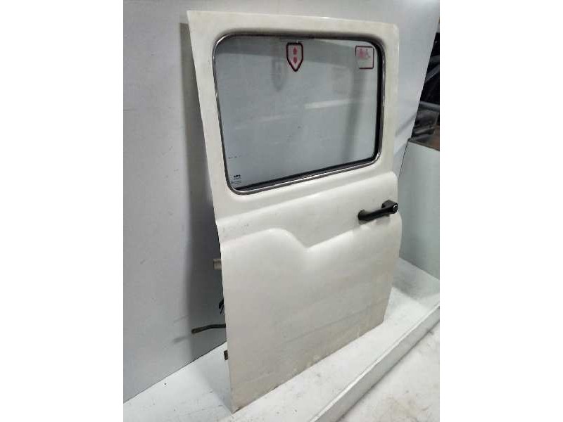 Recambio de puerta trasera derecha para carbodies fairway 27 td referencia OEM IAM   