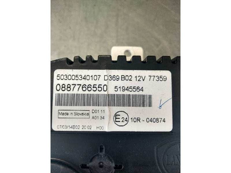 Recambio de cuadro instrumentos para fiat panda (319) 1.2 cat referencia OEM IAM 51945564 503005340107 0887766550