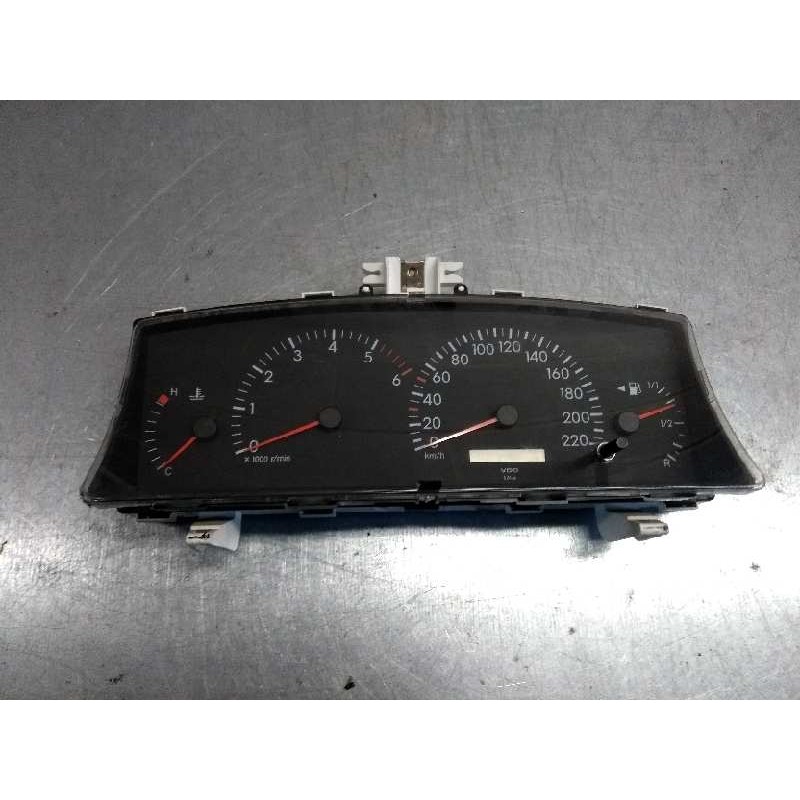 Recambio de cuadro instrumentos para toyota corolla (e12) 2.0 d4-d linea terra sedán referencia OEM IAM 8380002810 110080106002 
