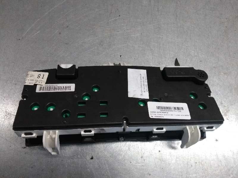 Recambio de cuadro instrumentos para toyota corolla (e12) 2.0 d4-d linea terra sedán referencia OEM IAM 8380002810 110080106002 