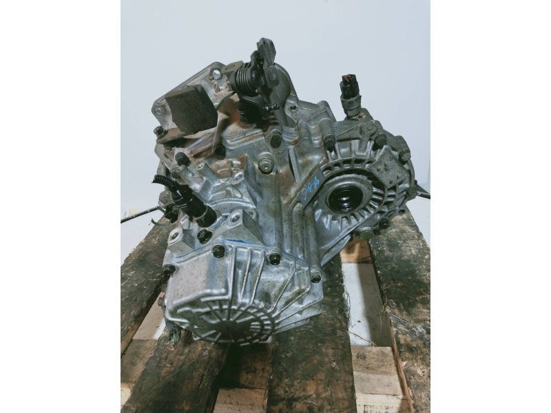 Recambio de caja cambios para hyundai coupe (gk) 1.6 fx referencia OEM IAM JT1775 933749 