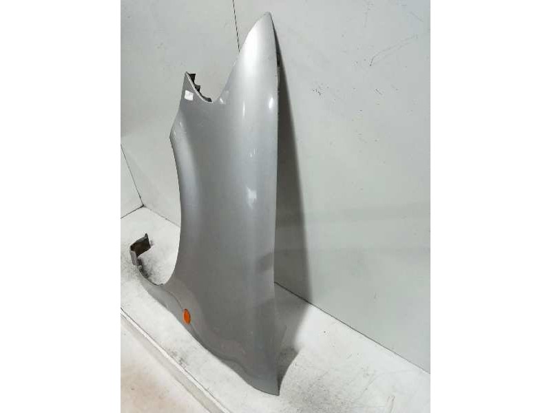 Recambio de aleta delantera izquierda para opel sintra gls referencia OEM IAM   