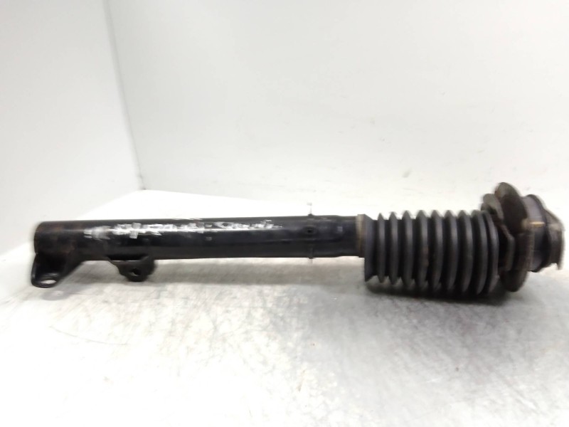 Recambio de amortiguador delantero izquierdo para mercedes clase c (w201) berlina e 190 (201.024) referencia OEM IAM   