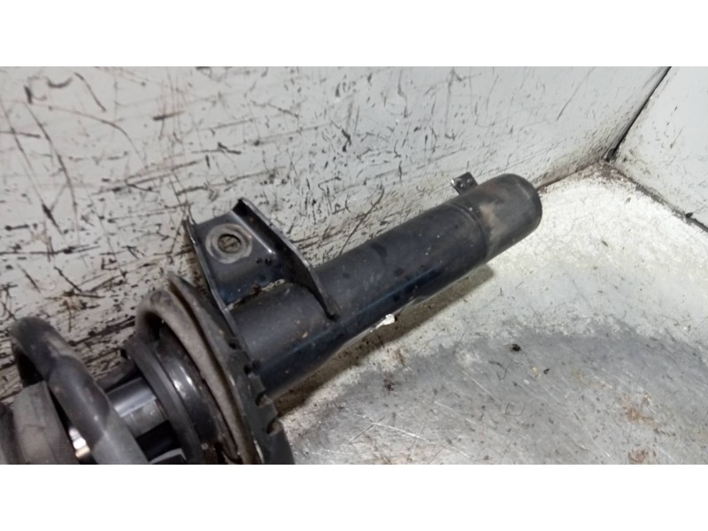Recambio de amortiguador delantero izquierdo para skoda octavia combi (1z5) scout 4x4 referencia OEM IAM 1T0413031JD  