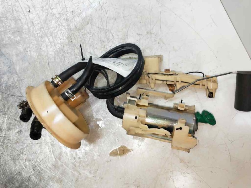 Recambio de bomba combustible para nissan micra (k11) shopping referencia OEM IAM 240127004001 172704F100 VDO AFORADOR Recambio de bomba combustible para nissan micra (k11) shopping referencia OEM IAM 240127004001 172704F100 VDO AFORADOR