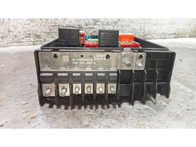 Recambio de caja reles / fusibles para skoda octavia combi (1z5) scout 4x4 referencia OEM IAM 1K0937629A 0946566935E 