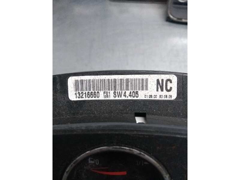 Recambio de cuadro instrumentos para opel astra gtc cosmo referencia OEM IAM 13216660 NC SW4405