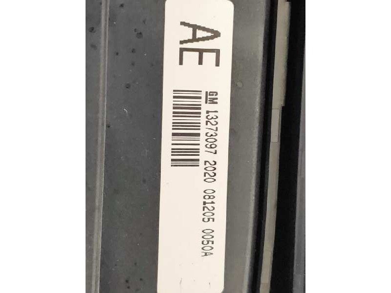 Recambio de mando multifuncion para opel insignia berlina edition referencia OEM IAM 13273252 13273097 