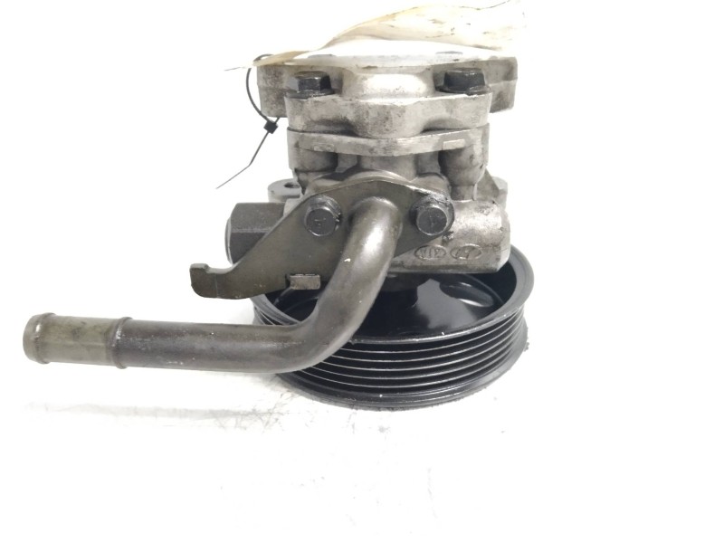 Recambio de bomba direccion para kia carens 2.0 crdi lx monovolumen referencia OEM IAM OK2KC32600  