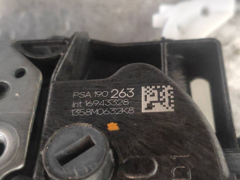 Recambio de motor cierre centralizado trasero derecho para citroen c-elysée shine referencia OEM IAM 190263  