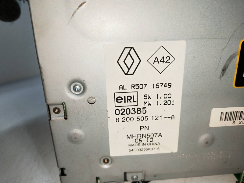 Recambio de sistema audio / radio cd para renault megane ii familiar 1.9 dci diesel fap referencia OEM IAM 8200505121A  