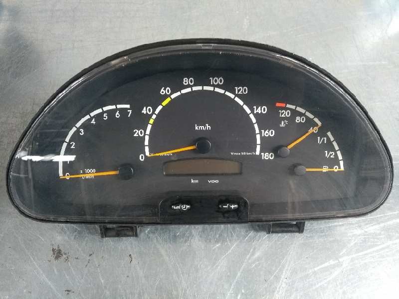 Recambio de cuadro instrumentos para mercedes sprinter 02.00  caja cerrada, techo elevado 311 cdi (903.663) referencia OEM IAM A