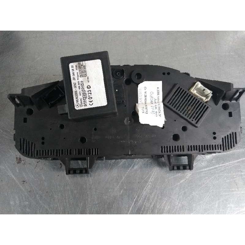 Recambio de cuadro instrumentos para mercedes sprinter 02.00  caja cerrada, techo elevado 311 cdi (903.663) referencia OEM IAM A