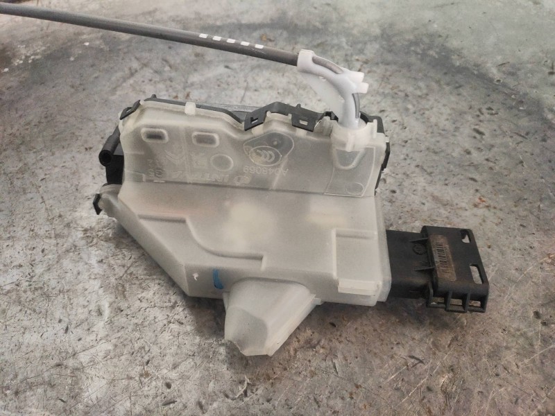 Recambio de motor cierre centralizado trasero izquierdo para citroen c-elysée shine referencia OEM IAM 190266  