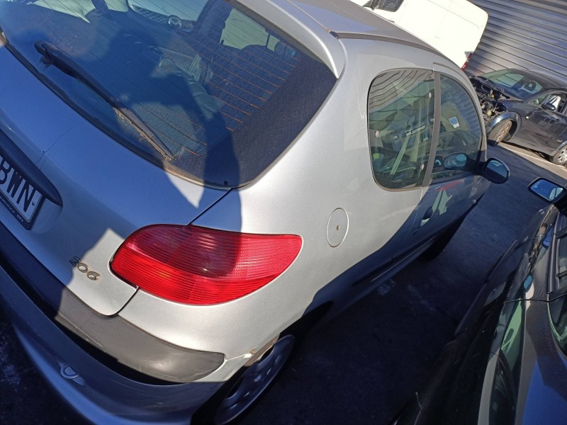 peugeot 206 berlina del año 2002 peugeot 206 berlina del año 2002