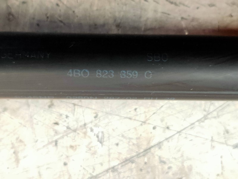 Recambio de amortiguadores capo para audi allroad quattro (4b5) 2.5 tdi (132kw) referencia OEM IAM 4B0823359C  