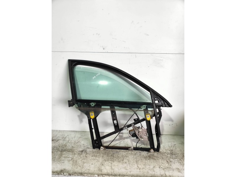 Recambio de elevalunas delantero derecho para audi allroad quattro (4b5) 2.5 tdi (132kw) referencia OEM IAM 4B0959802B 700103295