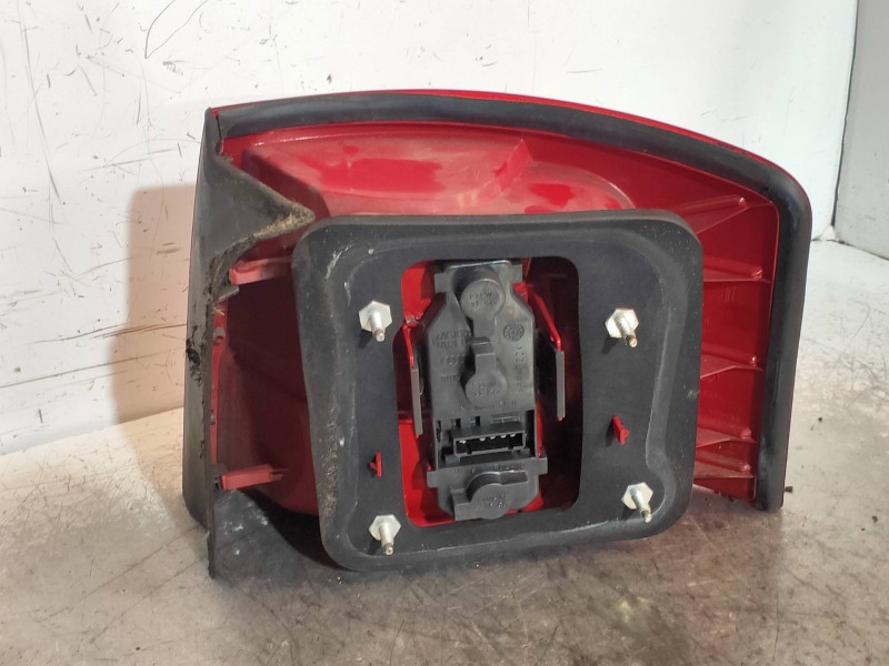 Recambio de piloto trasero izquierdo para audi allroad quattro (4b5) 2.5 tdi (132kw) referencia OEM IAM 4B9945095 412909999 