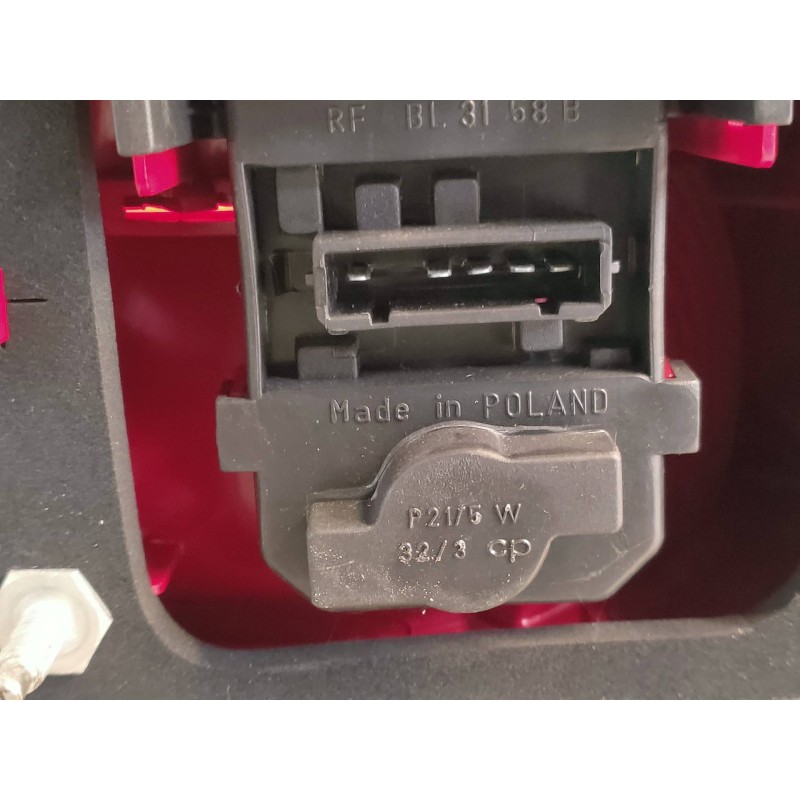 Recambio de piloto trasero izquierdo para audi allroad quattro (4b5) 2.5 tdi (132kw) referencia OEM IAM 4B9945095 412909999 