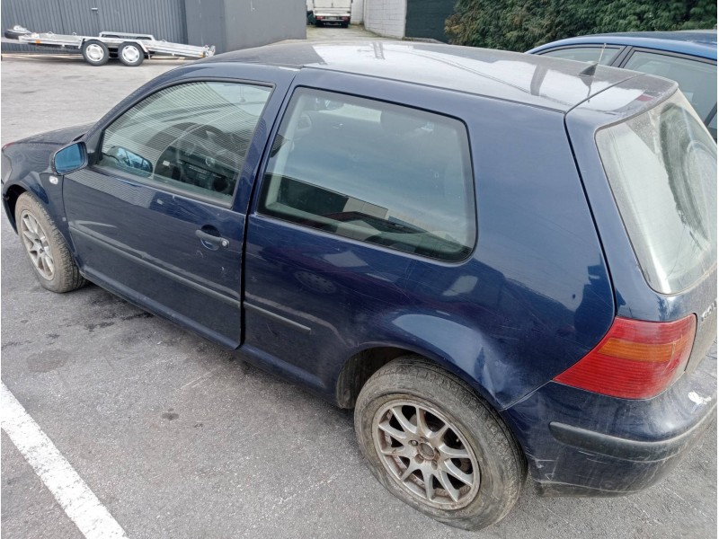volkswagen golf iv berlina (1j1) del año 2006