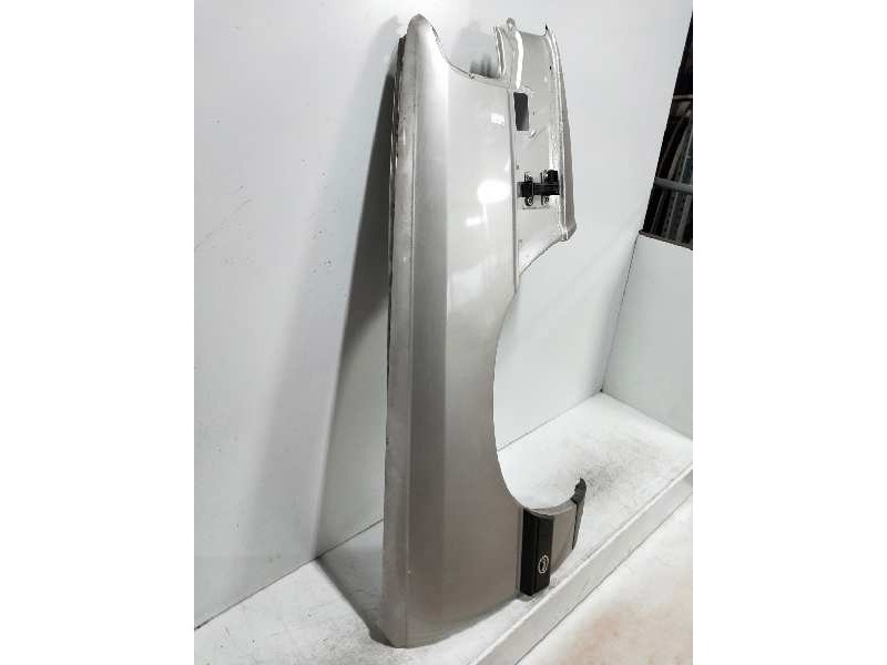 Recambio de aleta delantera derecha para audi 100 berlina (443) 2.2 referencia OEM IAM   