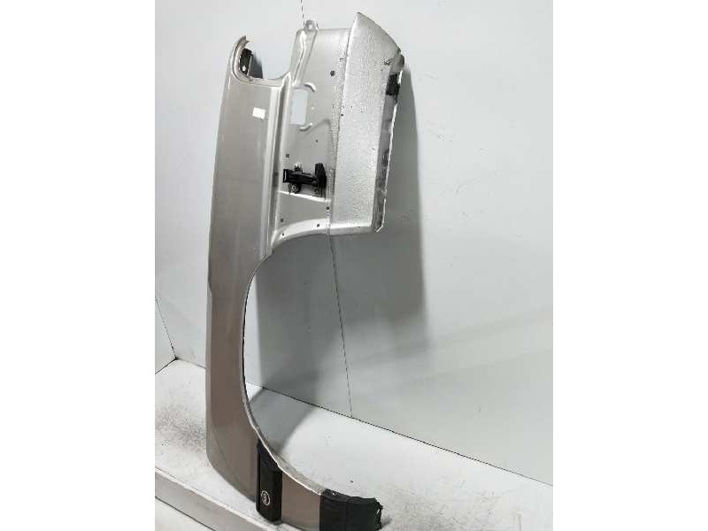 Recambio de aleta delantera derecha para audi 100 berlina (443) 2.2 referencia OEM IAM   